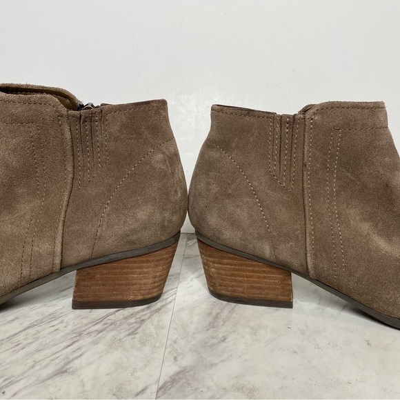 Blondo Valli Brown Waterproof Bootie 8M - Picture 7 of 13